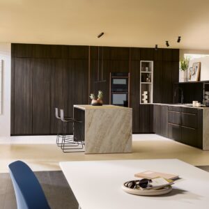 Schueller Varese Designkueche mit Insel Holz