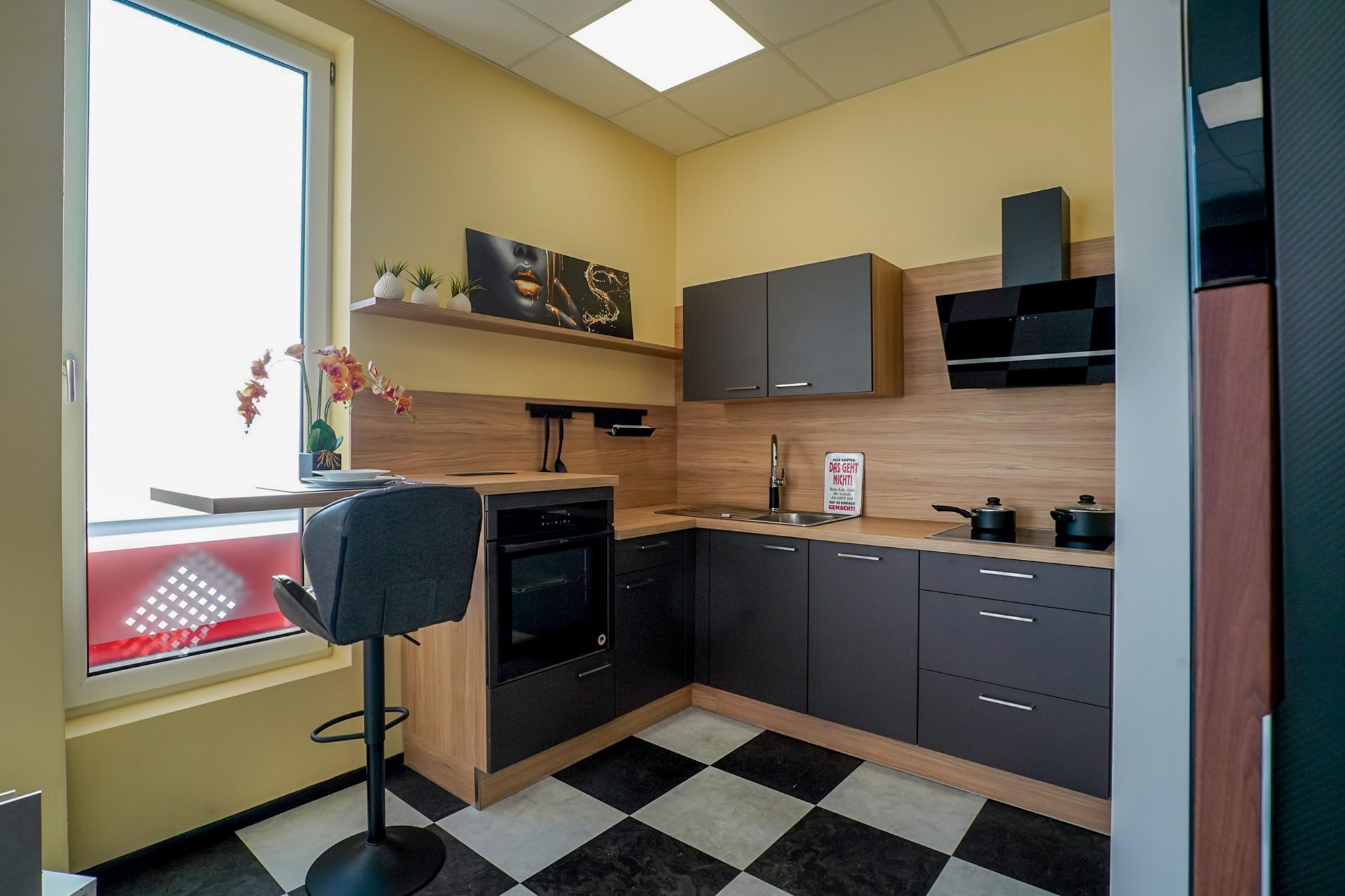 L-Küche klassisch Holzoptik hell – Bild 2
